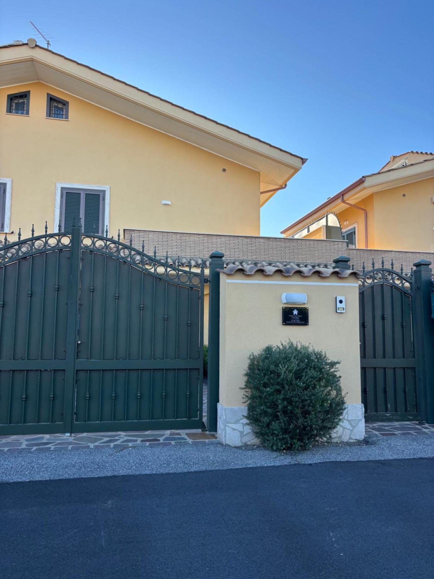 Carolas Luxury House Fiumicino Dış mekan fotoğraf